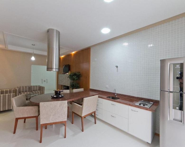 Alto Padrao! Shop. Estacao. Piscina, Sauna, Academia. Novo! Курітіба Екстер'єр фото